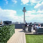 Signature Living At Shankly Hotel