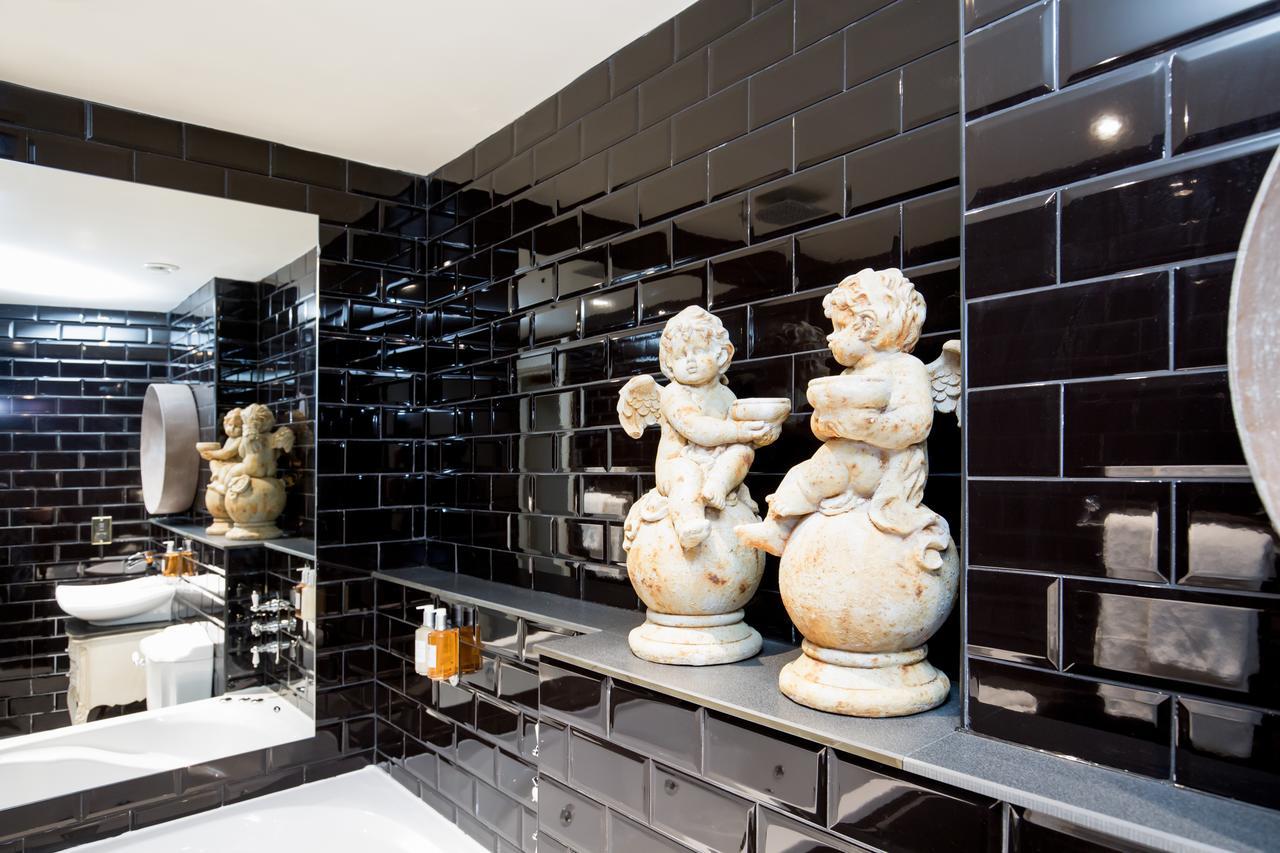 Signature Living At Shankly Aparthotel