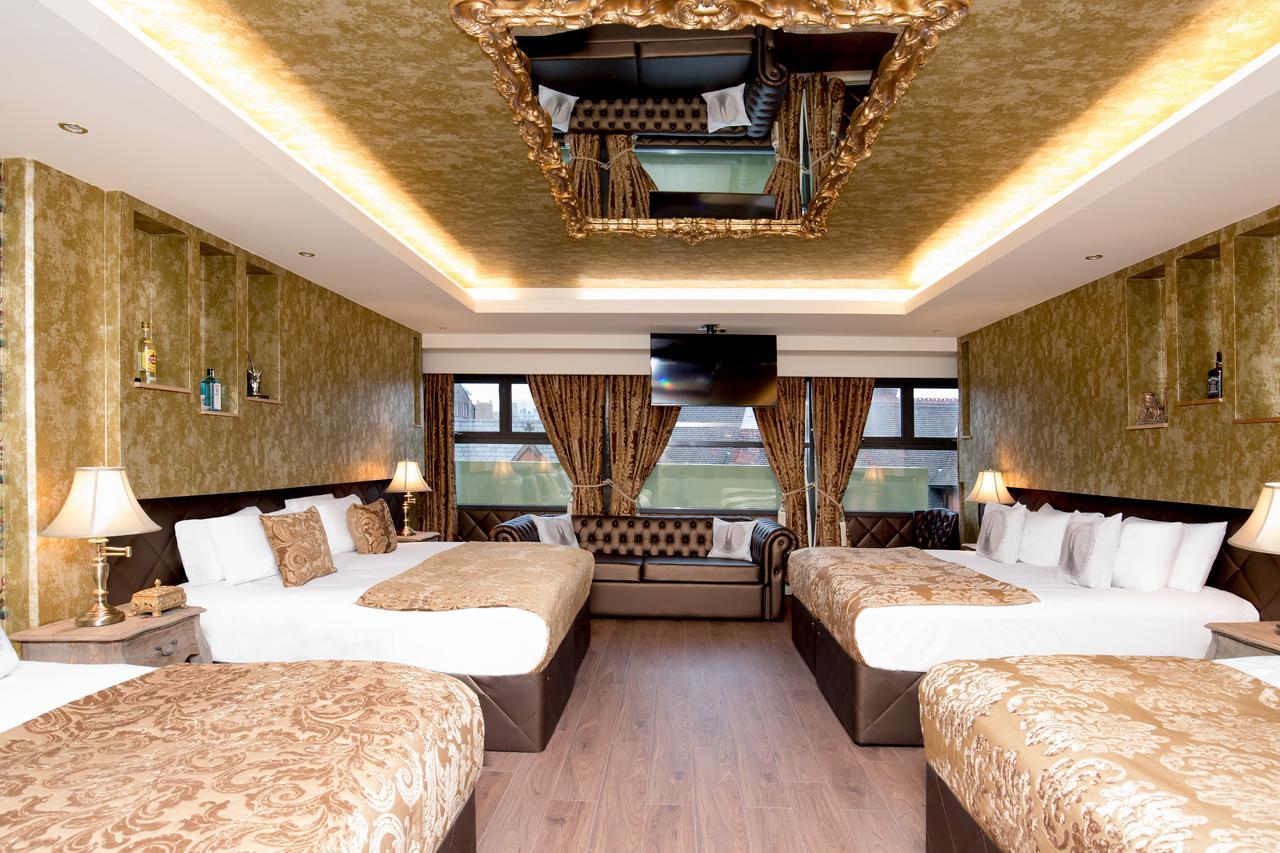 Signature Living At Shankly Aparthotel Liverpool
