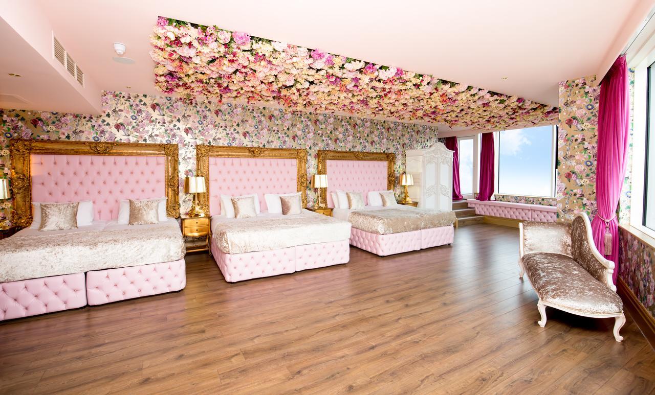 Signature Living At Shankly Aparthotel 4*
